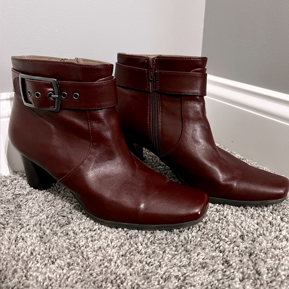 Aerosoles Heeled Boots, Burgandy, 10W